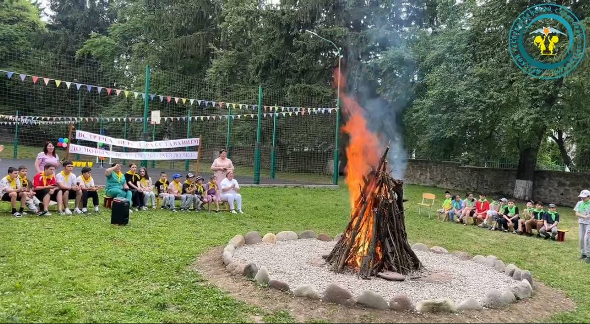 🔥✨ Торжественное открытие «КОСТРОВОЙ» и прощание с первым заездом в «Звёздочке»! ✨🔥